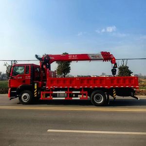 Grue télescopique montée sur camion Sinotruk Ho Wo TX 4*2 8 tonnes pour levage mécanique - Product Image 5