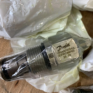 2CFRC60-P-6S 405AA00054A 2CFRC60P6S 2CFRC60 P 6S 2CFRC60P DANFOSS Origin Insert de vis de décharge en stock - Product Image 3