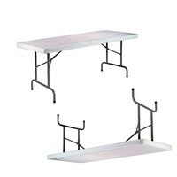 Table pliante de patio extérieure en plastique robuste en HDPE rectangulaire de grande taille d'occasion de 6 pieds