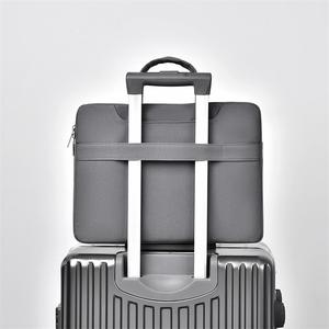 Sac pour ordinateur portable élégant et léger amélioré, 13, 14, 15 pouces, en nylon, avec poignée pour un transport quotidien - Product Image 2
