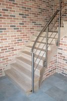 Barre transversale de balustrade de balcon en acier inoxydable forgé 304/316, design moderne, résistante à la rouille et à l'eau, sécurisée