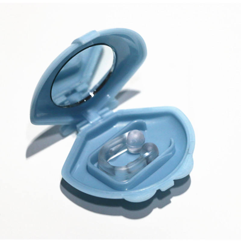 โปร่งใส