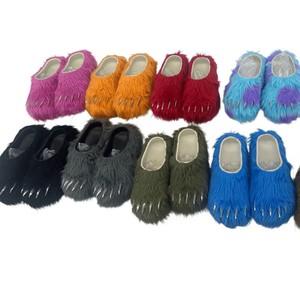 Nouvelles mules tendance en fausse fourrure à griffes d'ours, antidérapantes, pour l'extérieur, pantoufles décontractées chaudes à semelle épaisse avec griffes - Product Image 4