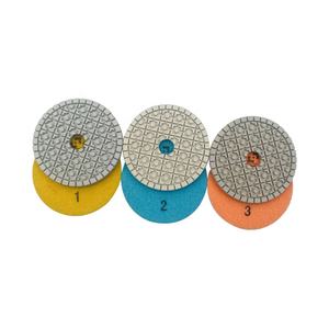 TRUE SHINE 100 mm <span class=keywords><strong>3</strong></span>-stappen nat/droog harsgebonden diamantpolijstpads OEM voor graniet, marmer en composietstenen polijsten - Product Image 6