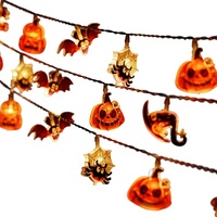 Guirlandes lumineuses LED d'Halloween en forme de citrouille avec chauves-souris et toiles d'araignées - Lumières décoratives de nuit pour la maison, les magasins et les accessoires photo