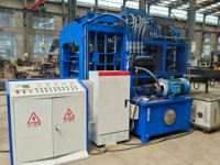 Machine à briques de ciment hydraulique entièrement automatique à haute efficacité et haute précision QT8-15, contrôlée par PLC, avec moteur