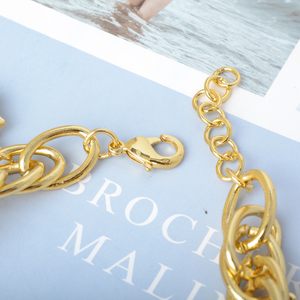 Brazalete de Oro de 18k con Dijes de Peces y Conchas Estilo Steampunk de Nigeria para Mujer - Product Image 4