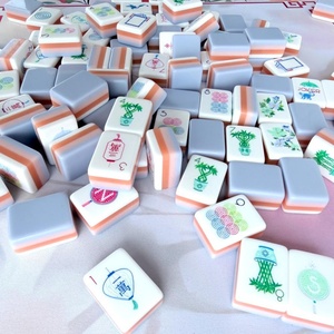 Luxury Modern Portable Acrylic Travel American Luminaire Mahjong Tiles Mahjong Set Artwork Style for <b>Entertainment</b> - Product Image 2