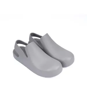Özel Logo yaz şık kadın düz ayakkabı üzerinde kayma açık EVA terlik plaj slaytlar basit düz sandalet kadınlar 2022