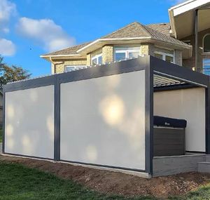 Vendita calda di alta qualità tapparelle a cerniera per schermo esterno padiglione Patio vestibolo Hotel balcone-elettrico incorporato - Product Image 4