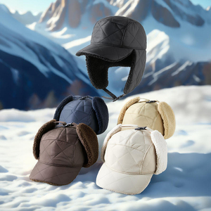 Chapeau d'hiver chaud avec protège-oreilles, coque matelassée, doublure en sherpa, résistant au vent, pour activités de plein air - Product Image 1