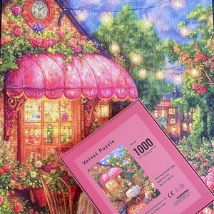Puzzle en velours 1000 pièces Cottage romantique Puzzle pour adultes Matériel en carton gris Cadeau stimulant le cerveau - Product Image 1