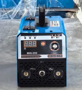 Máquina de Soldadura <span class=keywords><strong>MIG</strong></span> Más Popular, Soldadora Industrial Inverter <span class=keywords><strong>MIG</strong></span> <span class=keywords><strong>Sin</strong></span> <span class=keywords><strong>Gas</strong></span> de 250 Amperios - Product Image 4