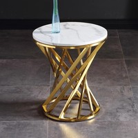 Base en acier inoxydable doré de luxe avec dessus en marbre blanc Table d'appoint de salon de beauté ronde moderne Petite table basse