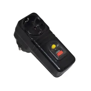 Safety PRCD circuit breaker receptacle 230V power socket