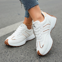 Chaussures pour femmes grande taille transfrontalières, nouvelles baskets respirantes en microfibre, style coréen, à semelle épaisse, décontractées, à semelle souple