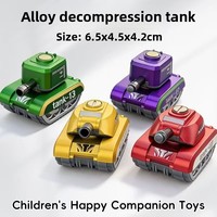 Legierung Panzer Rückzieh-Spielzeug Unisex Geschenk Militär-Kriegsfahrzeug Bewegliche Räder Gepanzertes Modell Kuchen-Themen-Ornament