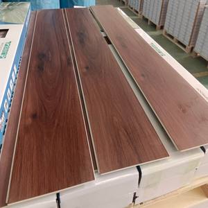 Toptan ahşap yanmaz lüks vinil tahta zemin tıklayın kilit sistemi için Spc Lvt döşeme su geçirmez ticari - Product Image 1