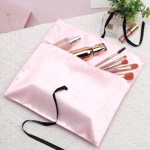 Yüksek kalite promosyon pembe saten iç çamaşırı iç çamaşırı giysi ambalaj zarf toz torbası özel Logo baskılı ipek saten saç çantası - Product Image 3