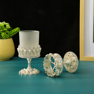 Bougeoir en perles de luxe léger Accessoires pour la maison Ornements <span class=keywords><strong>Chandelier</strong></span> en fer Mariage Mariage - Product Image 1