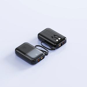 Chargeurs portables 10000mAh 22.5W à charge rapide avec affichage numérique et câbles pour smartphones - Product Image 1