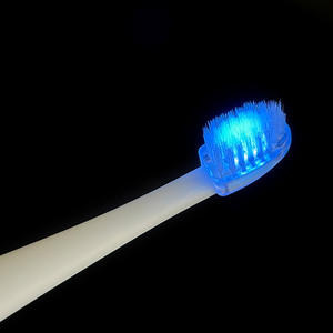 Brosse à <span class=keywords><strong>dents</strong></span> LED Bio LED à lumière bleue 460 nm de qualité salon : Blanchiment et bactériostase 2 en 1, Taches tenaces et <span class=keywords><strong>dents</strong></span> jaunes - Product Image 3