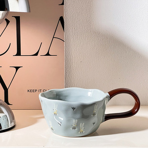 Taza de Porcelana con Diseño de Osito y Corazón para Niñas, Taza Infantil para Desayuno, Reutilizable, Apta para Alimentos, Resistente al Calor, Apta para Lavavajillas y Microondas - Product Image 4