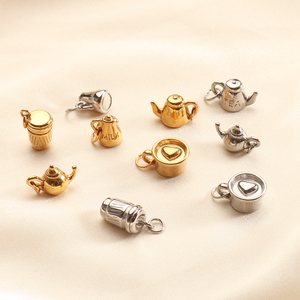 Tiny Little Small MIni 18K Chapado en oro Cafetera Taza Encanto Pequeña Mañana Combustible Bebida Taza de Jo Cafeína Encanto Colgantes - Product Image 3