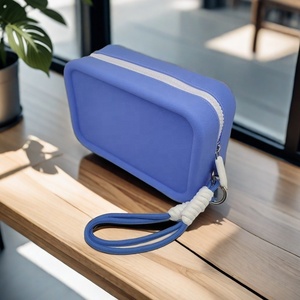 Saco Multifuncional de Grande Capacidade Com Alça Pais e Bebê Viagem Camping e Andando Portátil Saco da Mãe Silicone Cosmetic <span class=keywords><strong>Bag</strong></span> - Product Image 3