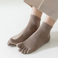 Chaussettes unisexes en coton Crew de haute qualité à 5 orteils Chaussettes à l'orteil à cinq doigts pour hommes avec logo personnalisé