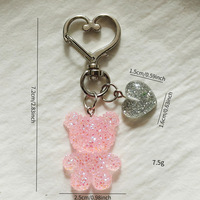 Porte-clés Bling Mignon Ours en Peluche Pendentif Kawaii Mini Petit Ours en Plastique Scintillant Cœur d'Amour Strass Cristal Breloque de Sac Chaîne de Clés