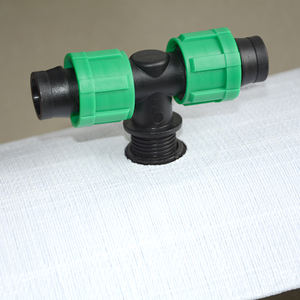 Pre-forato Layflat PE cintura di acqua flessibile tubo di irrigazione a goccia principale <span class=keywords><strong>per</strong></span> casa giardino Farm agricoltura irrigazione giardinaggio agricoltura - Product Image 4