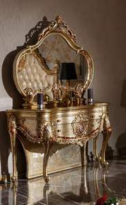 Table basse artisanale en bois massif, finition or antique, meuble décoratif de luxe pour salon - Product Image 2