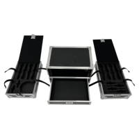 Flight case OEM personnalisé 4U+2U avec tiroir pour micro et amplificateur, doté de portes pliantes à charnières et de boucles, protection robuste IP67