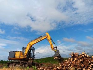 Cizalla Hidráulica para Árboles XUVOL, Accesorio de Corte de Troncos, Sierra de Gancho para Excavadora de 5 a 25 Toneladas - Product Image 3
