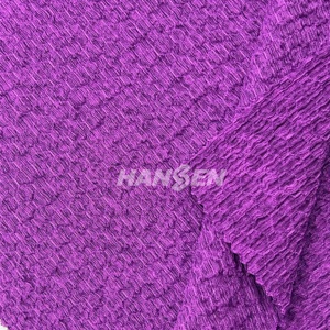Nouvelle arrivée Fashion Style 100% Polyester Tissu évider Tricot Tissu pour les femmes Vêtements