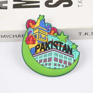 Aimant de réfrigérateur 3D personnalisé promotionnel, aimant en PVC personnalisé, souvenir en caoutchouc vierge pour Pâques, la remise des diplômes, la rentrée scolaire - Product Image 3