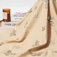 Tissu en velours brodé de dentelle à motif floral français, orné de sequins et de perles, idéal pour robe de mariée - Dubaï