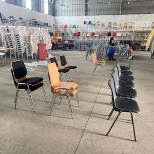 Venta al por mayor <span class=keywords><strong>de</strong></span> sillas escolares individuales y modernas personalizadas para uso <span class=keywords><strong>de</strong></span> estudiantes, popular para <span class=keywords><strong>estudio</strong></span> <span class=keywords><strong>de</strong></span> formación, muebles <span class=keywords><strong>de</strong></span> madera <span class=keywords><strong>de</strong></span> calidad asequible - Product Image 2