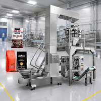 Machine d'emballage automatique pour sachets à soufflet et pochettes à fond plat pour grains de café avec applicateur de valve unidirectionnelle pour 1 kg et 2 kg