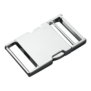 Hebilla de Liberación Lateral de Metal Jiuyuan, Aleación de Zinc, Accesorio Ajustable para Bolsos, Duradera, Color Negro, Plateado, Dorado Claro, Color Sólido, Primavera 2022 - Product Image 4
