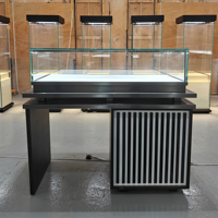 Comptoir de présentation de bijoux moderne, vitrine en verre avec éclairage LED, table de présentation sur mesure en acier inoxydable pour bijouterie