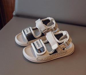 어린이 샌들 소년과 소녀를위한 새로운 캐주얼 트렌드 야외 샌들 부드러운 밑창 신발 패션 비치 여름 샌들 - Product Image 3