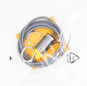 Capteur de proximité NI15-M30-AP6X d'origine neuf pour équipement d'automatisation industrielle en stock - Product Image 4