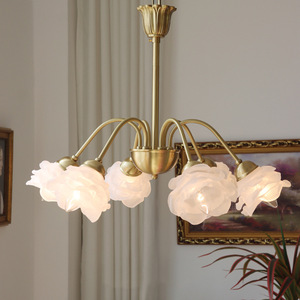 Beau lustre <span class=keywords><strong>Art</strong></span> <span class=keywords><strong>déco</strong></span> luxe <span class=keywords><strong>verre</strong></span> rose fleur LED éclairage suspendu pour chambre intérieur maison hôtel <span class=keywords><strong>plafonnier</strong></span> - Product Image 5