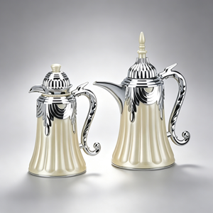 Ensemble <span class=keywords><strong>de</strong></span> deux récipients islamiques sous vide en plastique <span class=keywords><strong>de</strong></span> 0,6 L et 1,0 L, modèle Trade <span class=keywords><strong>Mission</strong></span>, pour importateurs du Golfe et envois en gros pour le Hajj - Product Image 1