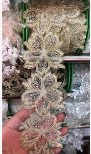 Ultimo 3D paillettes ricamato pizzo <span class=keywords><strong>da</strong></span> <span class=keywords><strong>sposa</strong></span> in seta solubile in acqua auto <span class=keywords><strong>da</strong></span> <span class=keywords><strong>sposa</strong></span> in pizzo per <span class=keywords><strong>vestiti</strong></span> e cappelli decorazione perline - Product Image 5