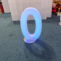 Affichage LED publicitaire numérique, boîte lumineuse décorative en plastique, alimentée par piles, logo personnalisé, décoration promotionnelle commerciale