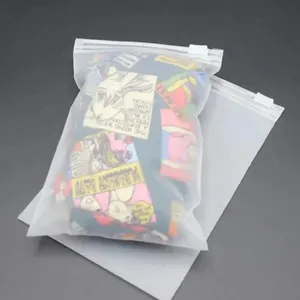 Custom Ziplock Bag Plastic Clear Biodegradável Handle Zip Bag com Logo Aviso Reutilizáveis Zip Lock Bags para Vestuário