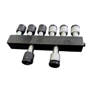 เครื่องแยกหินไฮดรอลิก RSW250 พร้อมเครื่องยนต์เบนซินและเกจวัดแรงดัน ตัวเครื่องสีเหลือง เครื่องยนต์สีแดง ติดตั้งบนล้อ - Product Image 4